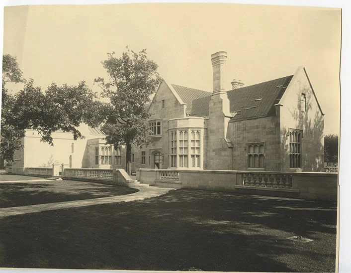 The completed exterior of the mansion in 1932.