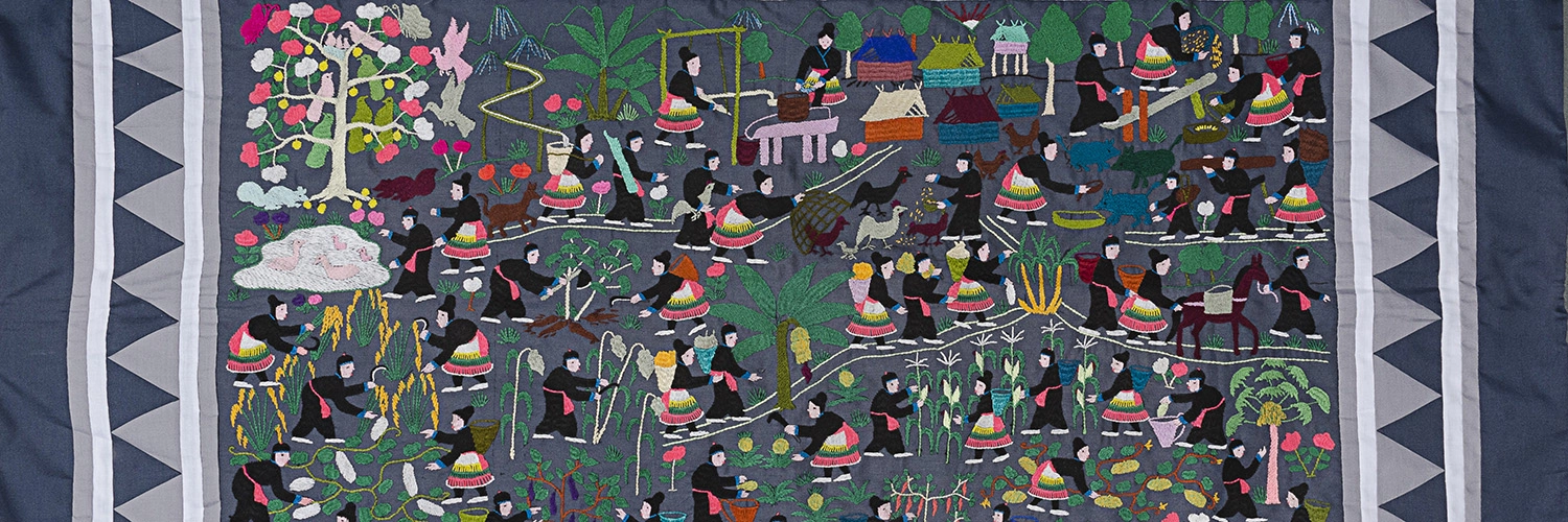 Paj Ntaub by Mao Lor