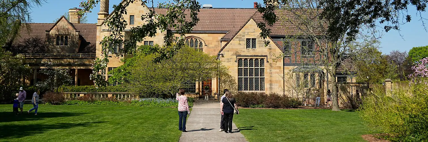 Families wander the gardens